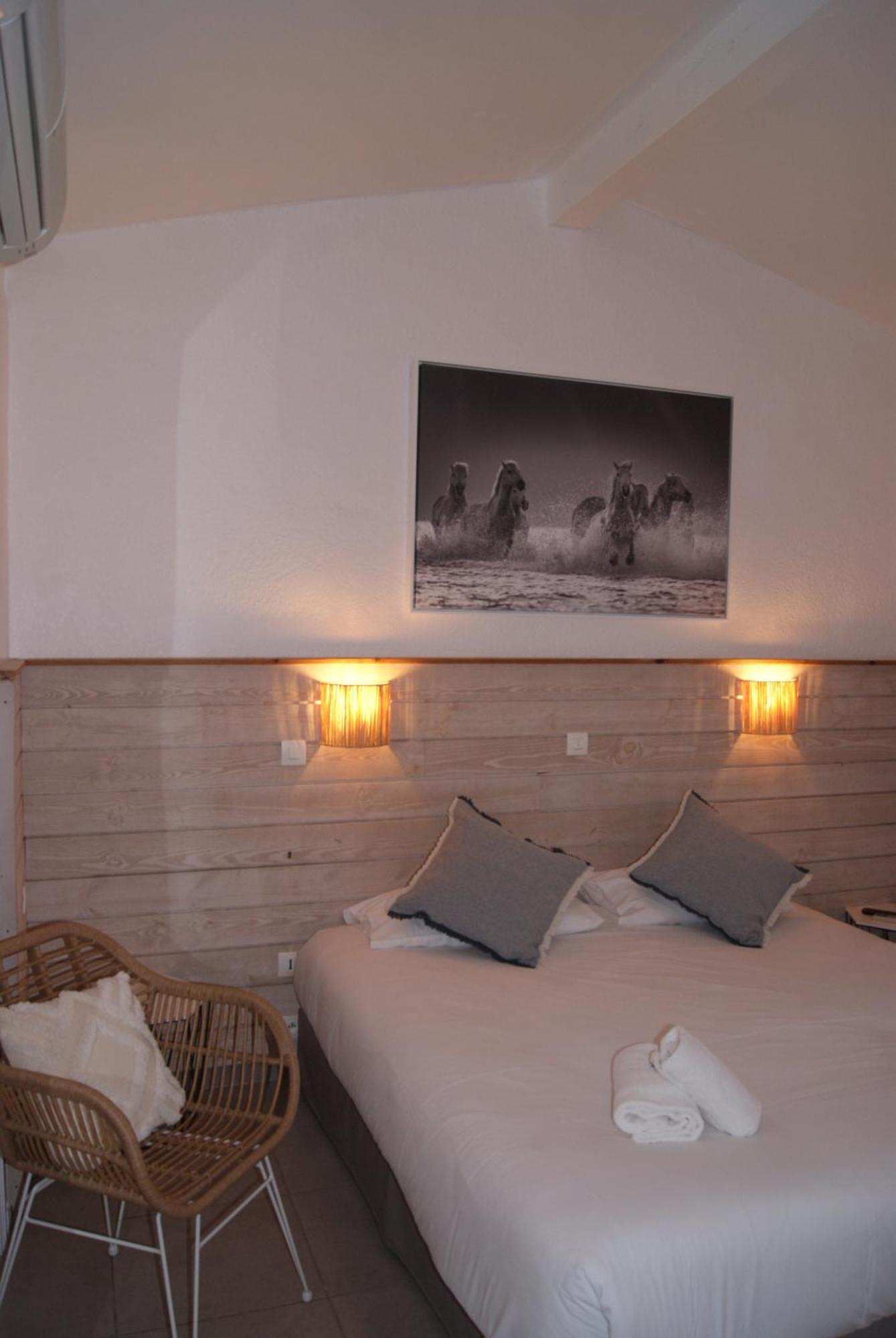 Hotel Les Rizieres Saintes-Maries-de-la-Mer Zewnętrze zdjęcie
