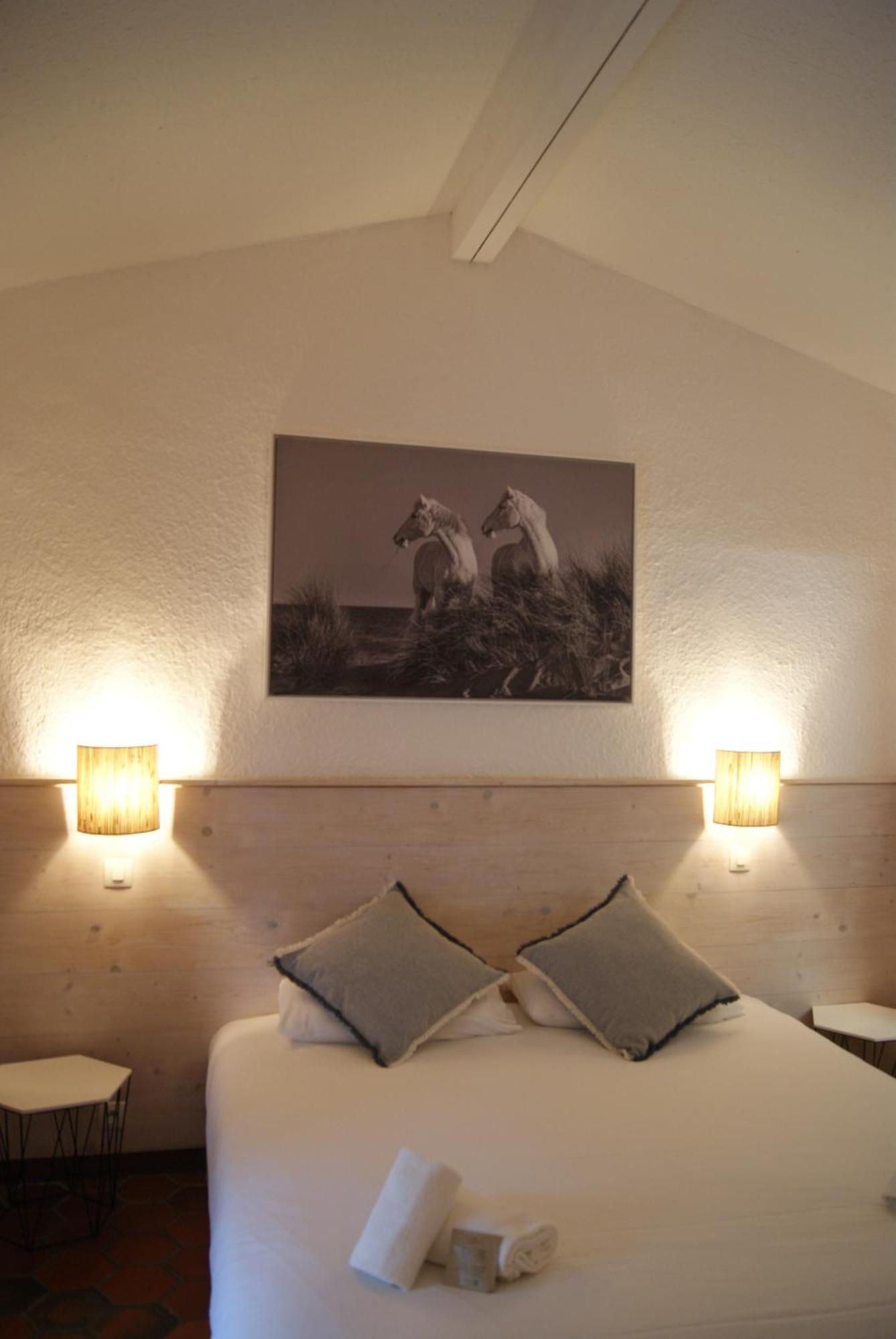 Hotel Les Rizieres Saintes-Maries-de-la-Mer Zewnętrze zdjęcie