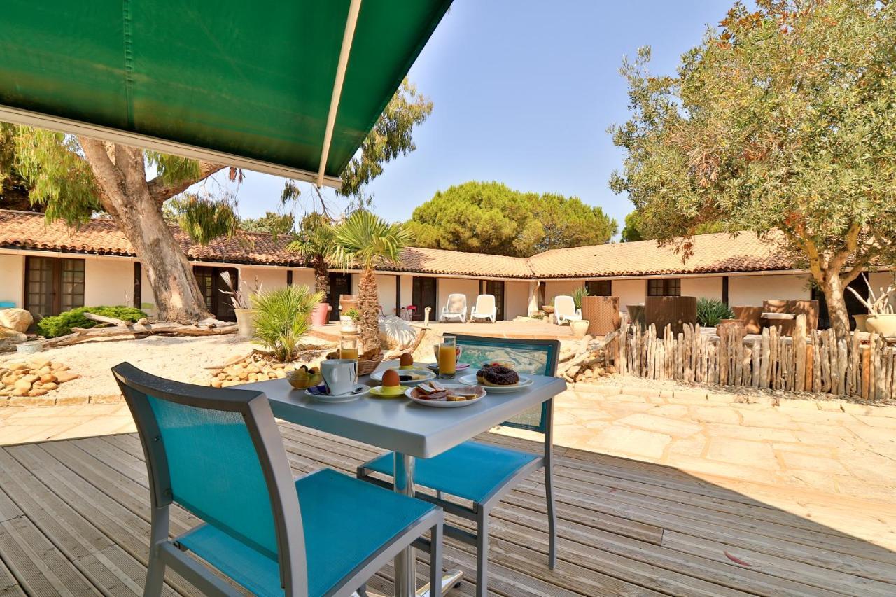 Hotel Les Rizieres Saintes-Maries-de-la-Mer Zewnętrze zdjęcie